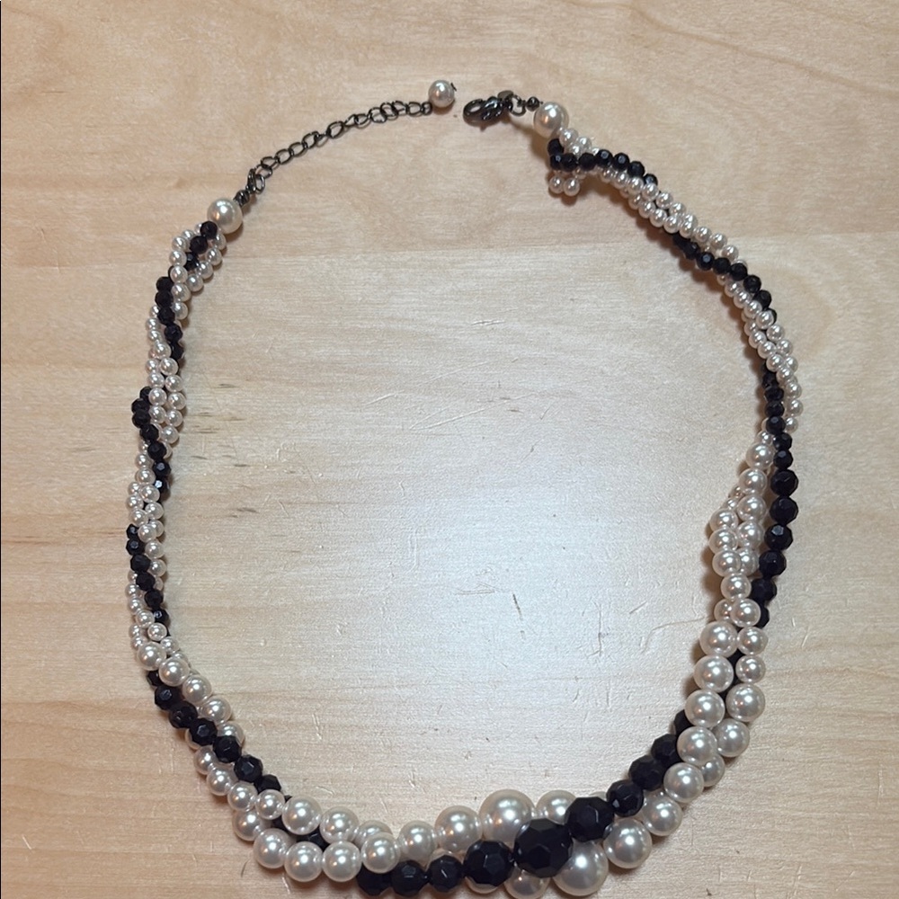 Vintage RMN Elegant three strand Black and White Pearl Necklace